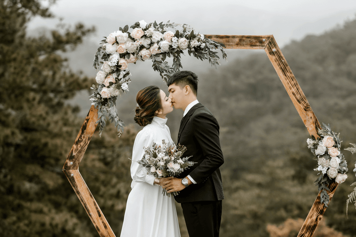 Template 54 - undangankawin.com WeddingKit 5