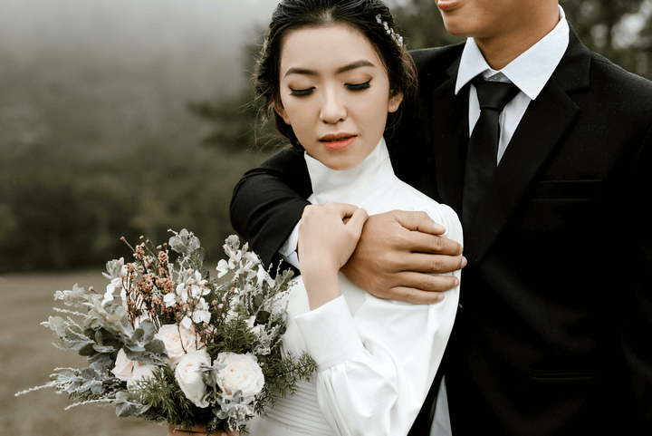 Template 54 - undangankawin.com WeddingKit 6