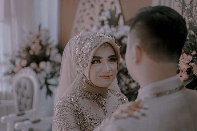 Template 11 - undangankawin.com pexels muhamad faizal awal 3231446 5166701
